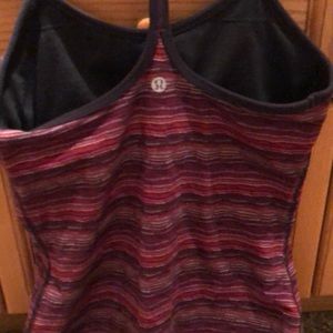 Lululemon tank size M